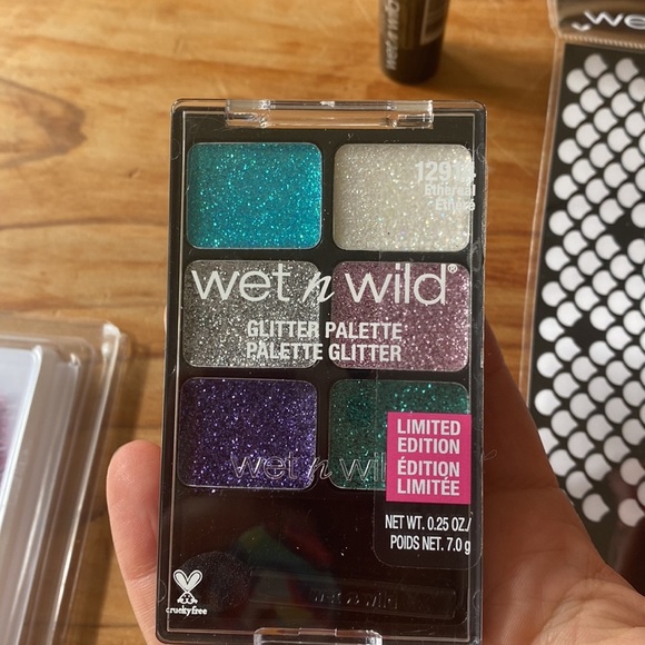 New 👻 Halloween - Mermaid Makeup Bundle - Picture 8 of 12